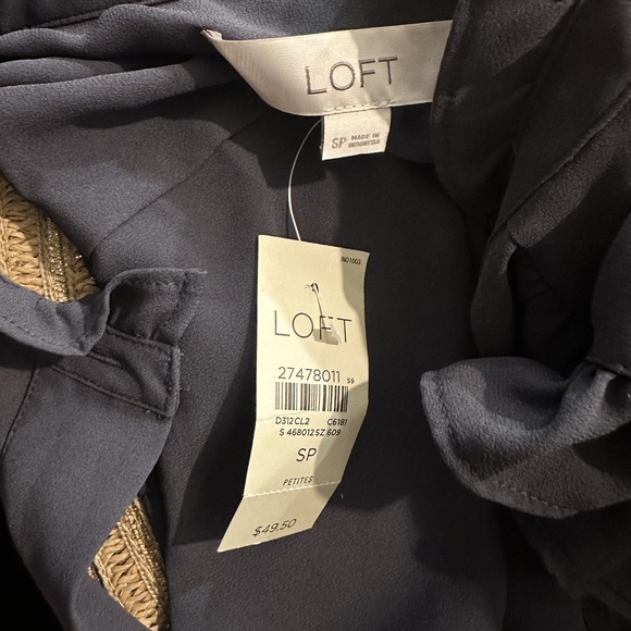 NWT LOFT Steel Ruffle Short Sleeve High Neck Button Blouse Womens Petite Small - Picture 6 of 7